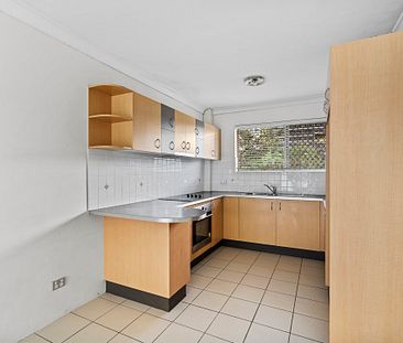 Charming 2 Bedroom Unit in Kangaroo Point - Photo 1