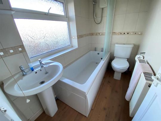 2 bedroom semi-detached house to rent - Photo 1
