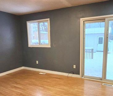 For Lease - 29 Fox Run N/A, Barrie, Ontario - Photo 1