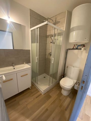 Location Appartement 2 pièces 45m² - Photo 5