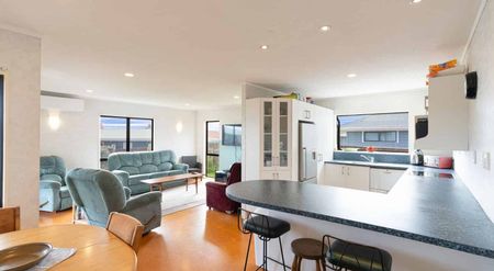 Charming Four Bedroom Home - Photo 2