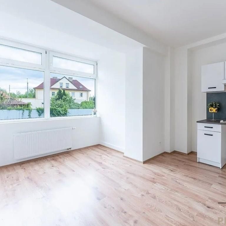 Pronájem bytu 1+kk 18 m2 - Fotografie 1