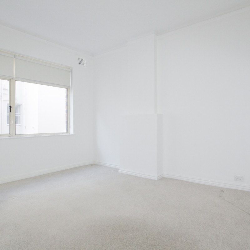 9 / 94 Elizabeth Bay Road - Photo 1