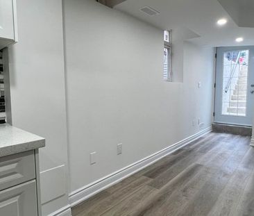For Lease - 33 Gulfbrook Circle, Brampton, Ontario - Photo 5