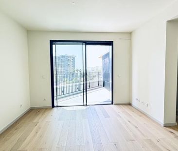 1 Bedroom Apartment with garden, Parque das Nações, Lisboa - Photo 3