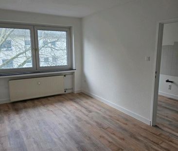 Frisch Renovierte Wohnung direkt an der Uni für 2er WG geeignet - Foto 1