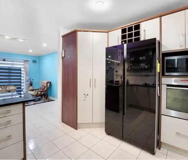 Smart 4-Bedroom Home in Macleans Zone - Photo 5