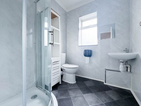 3 Bed Semi-Detached House, Smalldale Road, B42 - Photo 2