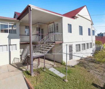 CHARMING CHARACTER HOME IN PRIME SOUTH BRISBANE LOCATION - Photo 6