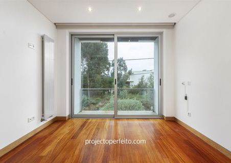 Moradia em Banda T3+1