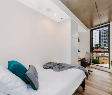 4 bedroom Apartment - Photo 1