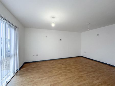 2 bedroom semi-detached bungalow to rent - Photo 3