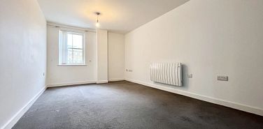 The Royal Seabathing, Canterbury Road, Margate, CT9 5NB, Kent - Photo 2