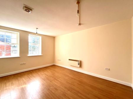 1 bedroom Studio in Connaught Road, Berkshire - Photo 4