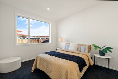 Modern in Mosgiel! - Photo 3