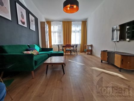Centrum! 3 pokoje, balkon, osobna kuchnia! - Photo 2