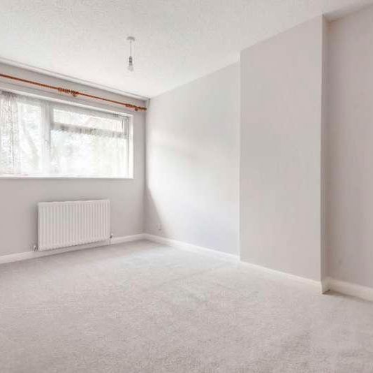 Mandarin Way, Wymans Brook, Cheltenham, GL50 - Photo 1