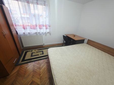 Inchiriere Apartament 2 Camere Centrul Civic zona Afi - Photo 3