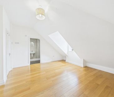 2 bedroom penthouse to rent - Photo 1