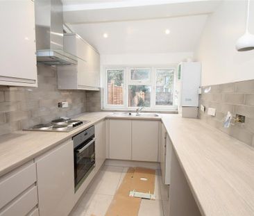 2 bedroom terraced house to rent - Photo 5