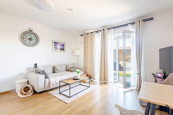 MODERN WOHNEN IN MAXGLAN: 3-Zimmer-Wohnung mit Terrasse & Garten - Photo 1