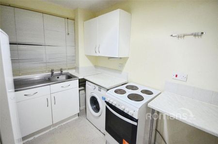 1 bedroom flat to rent - Photo 5
