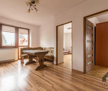 Czteropokojowe mieszkanie w domu z ogródkiem i miejscem postojowym ... - Фото 3