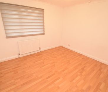 Stanley Road, Wakefield - Photo 3