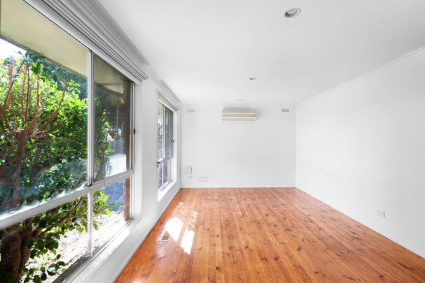 Renovated Home in Court Location - Photo 1