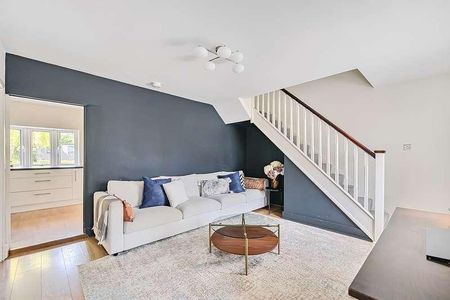 Eastfield Road, Burnham, SL1 - Photo 2