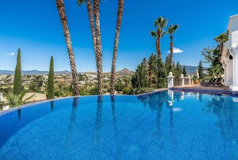 Luxury Villa for rent in Estepona, Spain
