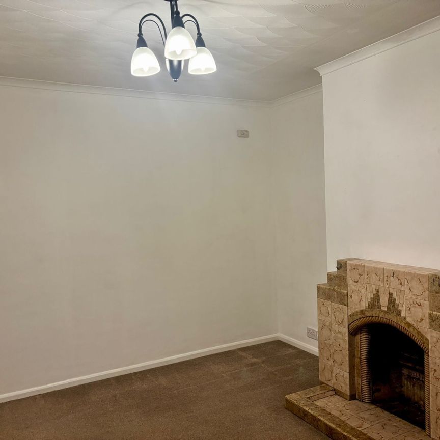 Newmarket Road, Bury St. Edmunds - Photo 1