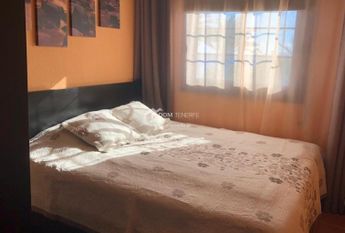 Chalet adosado · Alquiler a largo plazo ·