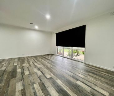 3 Bedroom Home Close to Town - Photo 1