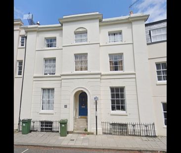 1 Bed Flat, Carlton Crescent, SO15 - Photo 5