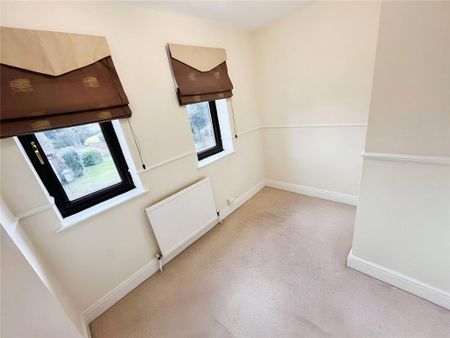 5 bedroom detached house to rent - Photo 3