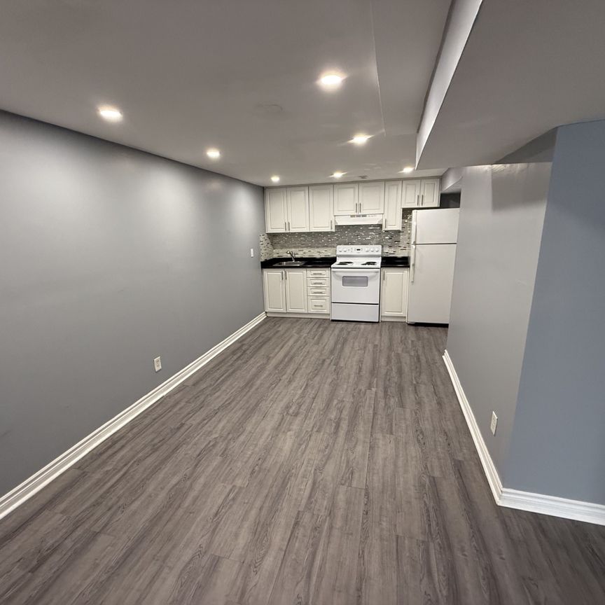 For Lease - 501 Lancelot Crescent Unit# Lower, Oshawa, Ontario - Photo 1