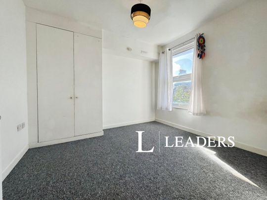 4 bedroom mid-terrace to rent Rugby Place, Brighton - Photo 1