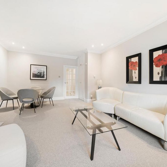 2 bedroom flat to rent - Photo 1