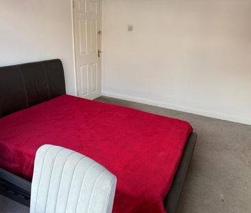 4 Bed Terraced House, Third Avenue, BS7 - Photo 6