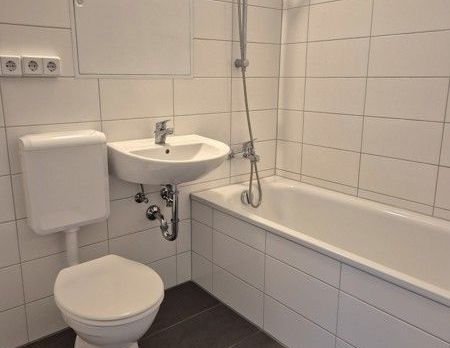 3 Zimmer Wohnung mit Balkon und Weitblick! - Photo 1