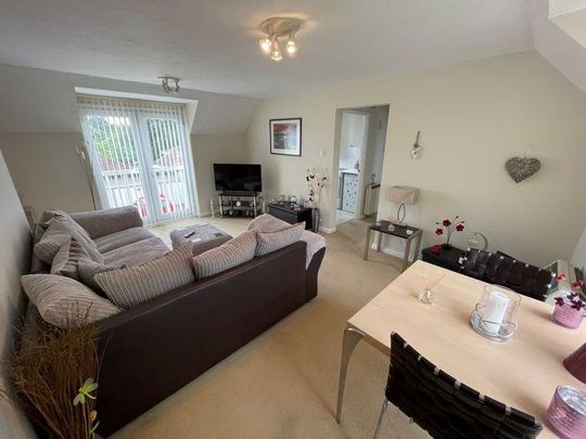 2 bedroom apartment to rent - Photo 1
