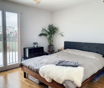 2 ½ ROOMS – Top Floor! - Foto 4