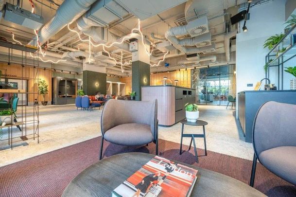 Studio to rent - Photo 1