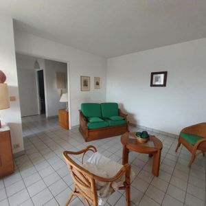 Location Appartement 4 pièces Meublé 50m² BORDEAUX 33200 - Photo 2