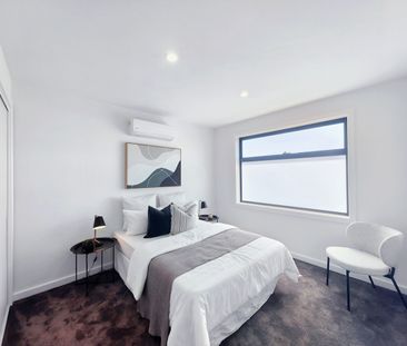 2/147 Kangaroo Road, Hughesdale VIC 3166 - Townhouse For Rent | Domain - Photo 6