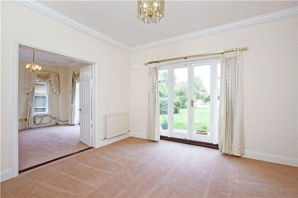 5 bedroom detached house to rent - Photo 1