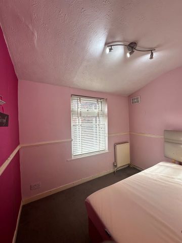 3 Bed Terraced House, Makin Street, L4 - Photo 5