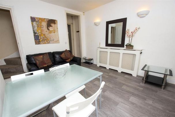 4 bedroom house to rent - Photo 1