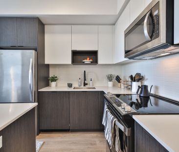 For Lease - 202 Burnhamthorpe Road Unit# 1904W, Mississauga, Ontario - Photo 5